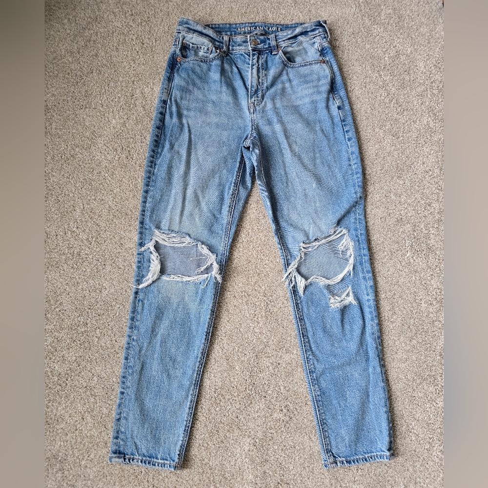 American Eagle Outfitters Strigid Distressed Mom Jeans Sz 6 Worn 1x